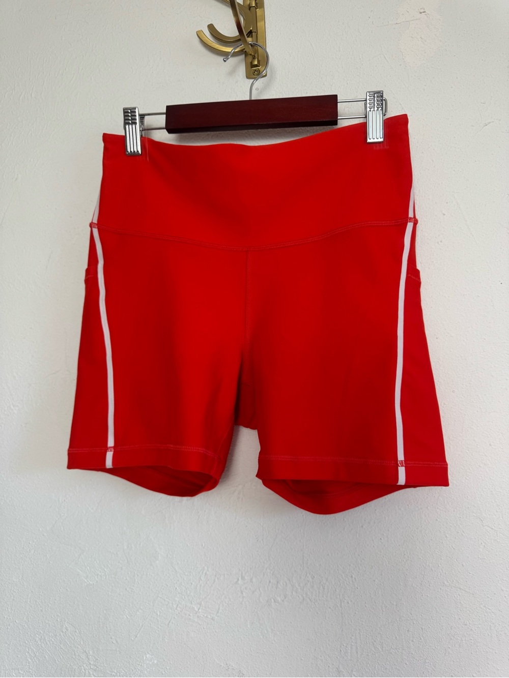 ATHLETA Red Interval Stash 5 Inch Short White Stripe - Picture 2 of 10